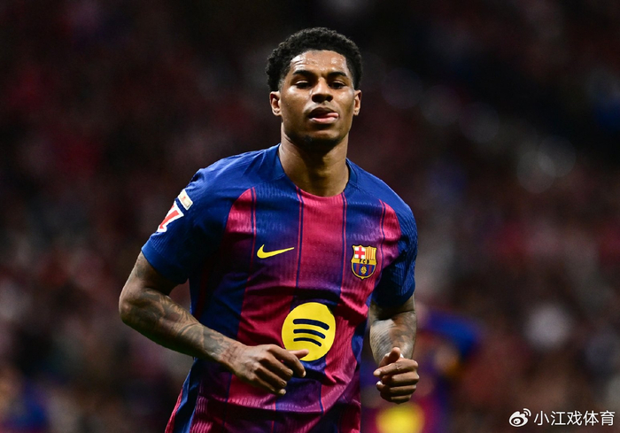 开云体育app-曼联名宿：拉什福德11球10助攻，巴萨3000万欧签他就是在“抢劫”|巴塞罗那|马库斯·拉什福德|费迪南德|数据|买断费_新浪体育_新浪新闻